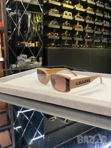 очила с черен обикновен калъф и ув защита chanel, снимка 5 - Слънчеви и диоптрични очила - 51450579