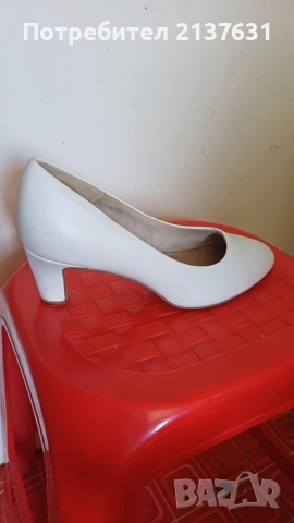 ДАМСКИ БЕЛИ ОБУВКИ - N 39, снимка 4 - Дамски елегантни обувки - 51790795