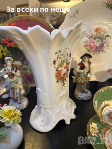 Прекрасна ваза с централен искрящ и великолепен букет в стил Код P1716, снимка 6 - Вази - 52969932