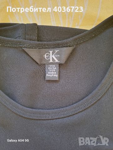 Дамски топ Calvin Klein,размер S, снимка 2 - Тениски - 46533591