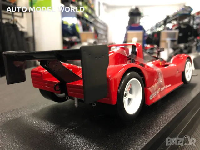 Чисто нова метална колекционерскнова количка FERRARI 1:18 F333 SP NEW, снимка 4 - Колекции - 46969908