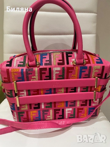 Нова дамска чанта, снимка 2 - Чанти - 53841102