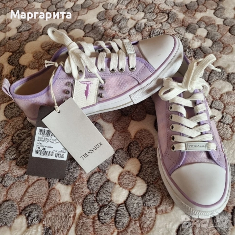 Спортни обувки Нови