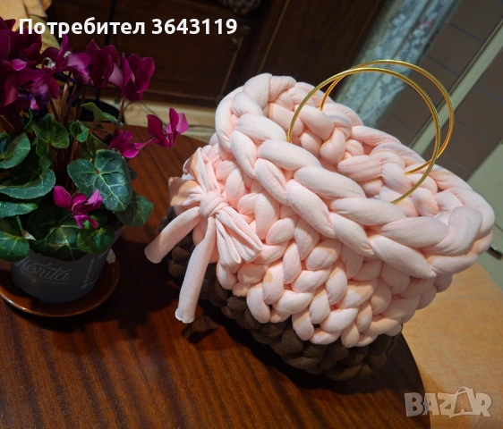 Дамска чанта "MARSHMALLOW ", снимка 4 - Чанти - 53885763