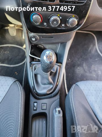 Renault Clio 1.5 dci 90 к.с., снимка 8 - Автомобили и джипове - 46811723