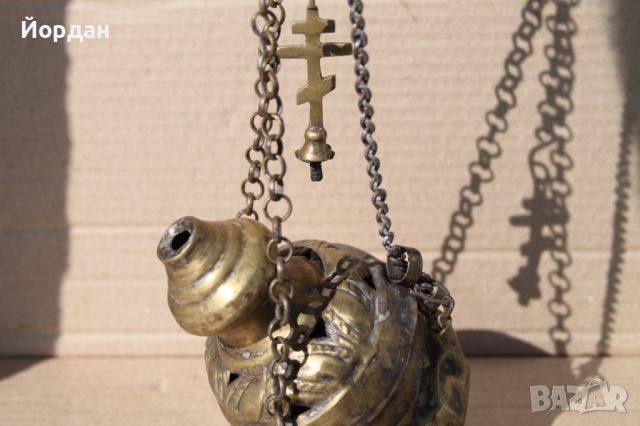 Старо бронзово кандило, снимка 3 - Антикварни и старинни предмети - 45422053