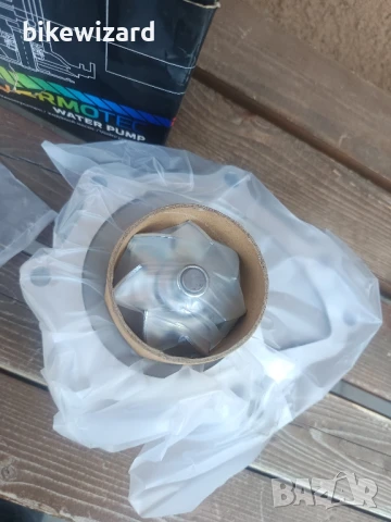 Thermotec водна помпа за Lexus IS220 НОВА, снимка 4 - Части - 50810535