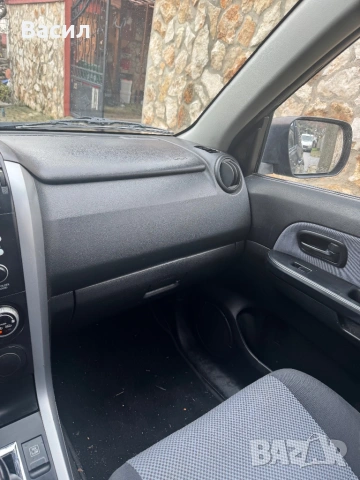 Suzuki Grand Vitara 1,6, снимка 17 - Автомобили и джипове - 53241919