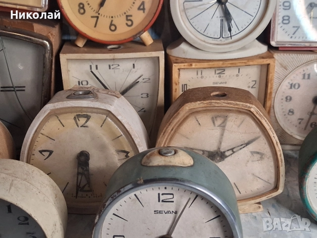 Настолни часовници Будилници за Части, снимка 5 - Антикварни и старинни предмети - 52394357