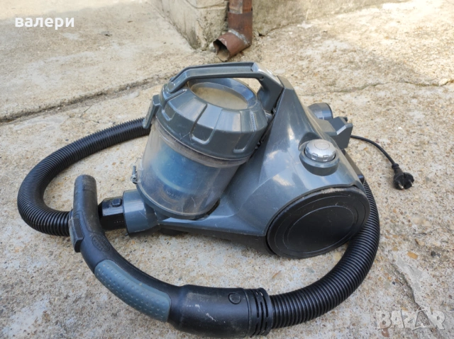 прахосмукачка със контейнер в добро състояние
