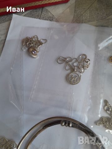 Сребърни накити перли и други , снимка 10 - Колиета, медальони, синджири - 46396371