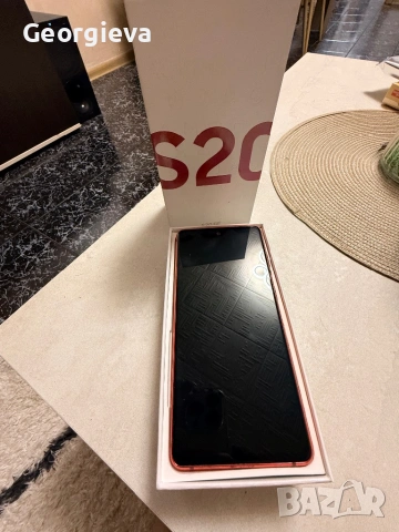 Samsung galaxy s20FE, снимка 7 - Samsung - 53978205