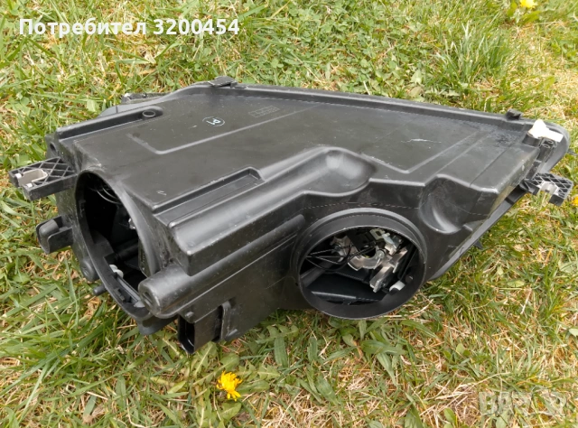 Продавам десен фар , снимка 2 - Части - 54217606