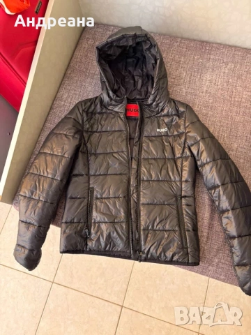 Яке на Hugo