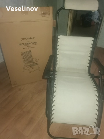 Чисто нов разгъваем стол 