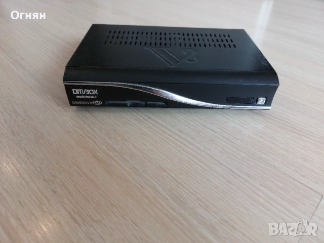 Продавам сателитен приемник Dreambox DM-500s V8
