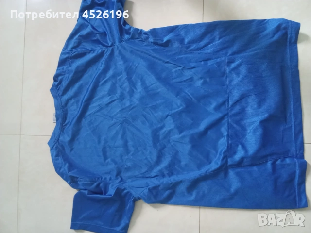 Футболна фланелка Левски София, снимка 2 - Футбол - 54038617