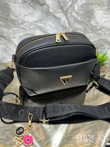 чанти GUESS-Bug💫 28 cm x 19 cm , снимка 4 - Чанти - 51386767