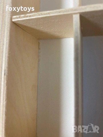 Дефектна дървена етажерка за колички, рафт, 80 отделения, хоризонтален, снимка 5 - Коли, камиони, мотори, писти - 53750305