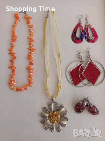 НОВ комплект от 3 чифта обеци и 2 колиета, Спиди/лично предаване