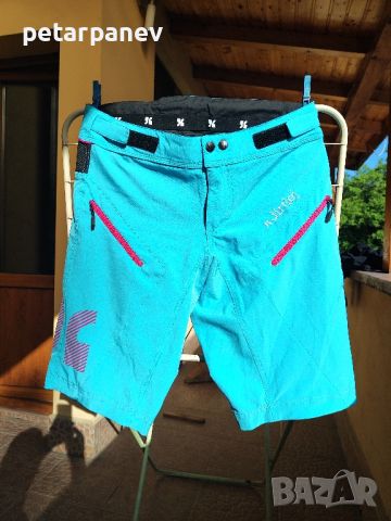 Женски къси панталонки Dirtlej TRAILSCOUT SUMMER WOMEN - М размер, снимка 2 - Къси панталони и бермуди - 46404579