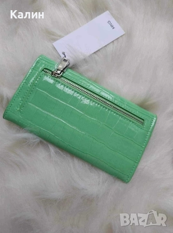 Дамско портмоне Mango - 27 лв., снимка 2 - Портфейли, портмонета - 52769680