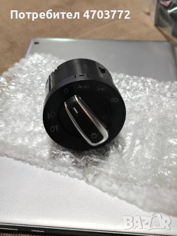 Нови части за VW Passat B5 / B5.5 – дръжка жабка, конзола врата, панел бутони, ключ фарове, снимка 9 - Части - 53038889