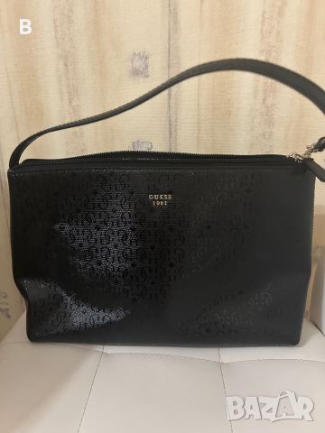 Чанта Guess оригинална , снимка 1 - Чанти - 46305751