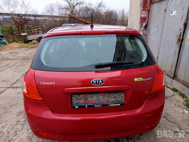 Продава се Kia Ceed, снимка 2 - Автомобили и джипове - 53058752