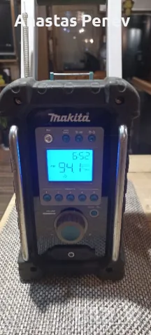 Строително радио Makita , снимка 2 - Радиокасетофони, транзистори - 48103883