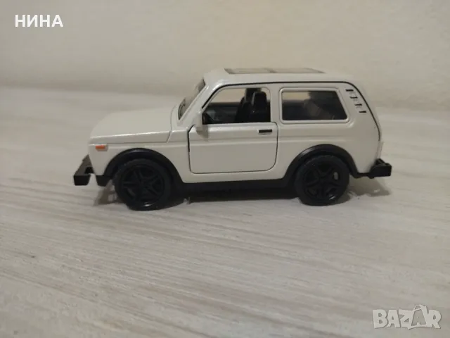 Метална количка Lada Niva !!!, снимка 9 - Колекции - 49562616