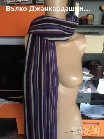 Зимен шал вълна Tommy Hilfiger, снимка 3 - Шалове - 53231213