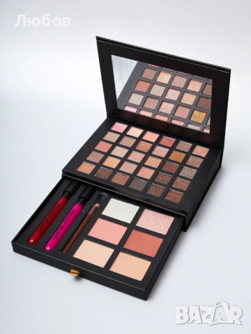 Комплект грим Miss Rose – 30 сенки + руж, хайлайтър и аксесоари, снимка 5 - Декоративна козметика - 53912389