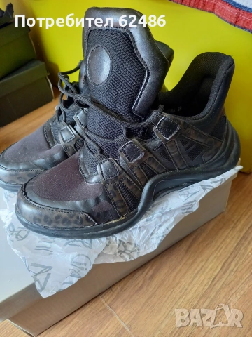 Дамски Маратонки като нови, снимка 3 - Кецове - 54243618