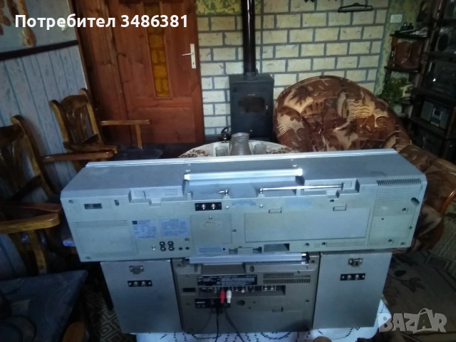 TOSHIBA RT S 983, снимка 4 - Радиокасетофони, транзистори - 54158366