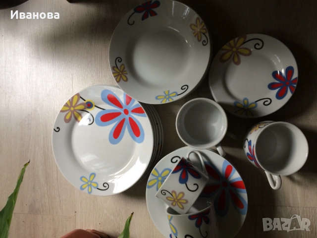 Сервиз за хранене 30 части.