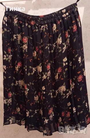 Красива плисирана пола, снимка 3 - Поли - 53400693