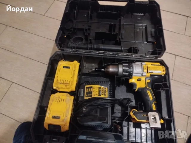 Комплект Dewalt машини, снимка 1 - Куфари с инструменти - 49067512