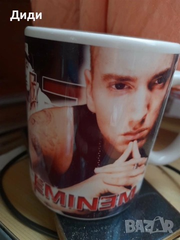 Продавам чаша на Еминем , снимка 3 - Чаши - 53969102