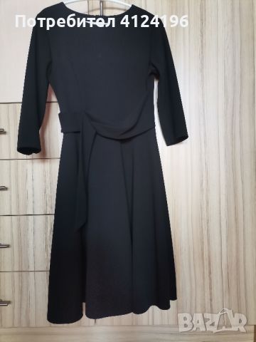 Черна рокля с дълъг ръкав , снимка 1 - Рокли - 46129459