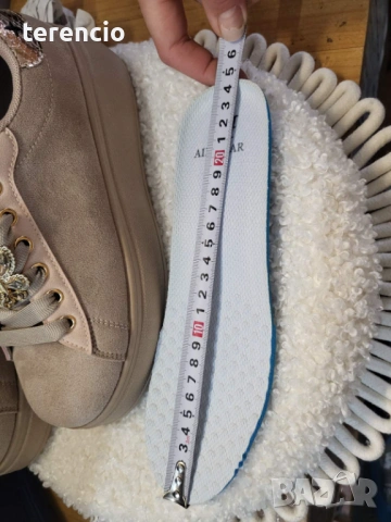 Нови кецки с пеперуда, снимка 7 - Кецове - 53960697