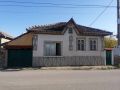 Продавам къща с добър външен вид и големи стопански постройки, в с. Горско Ново село В. Търновско., снимка 1 - Къщи - 45804392