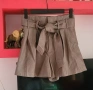 Къси кожени панталонки на Zara размер S , снимка 2