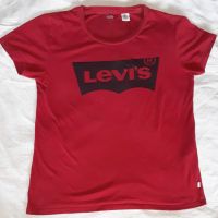 Тениска Levis, снимка 1 - Тениски - 45864876