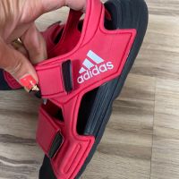 Оригинални юношески сандали adidas Сандали Altaswim ! 32 н, снимка 2 - Детски сандали и чехли - 45374023