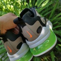 Nike Air Max 270 React 44 номер, снимка 3 - Спортни обувки - 45157085
