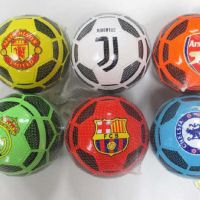 Футболна топка с отбори - Барса, Манчестер, Реал Мадрид, Арсенал, Ювентус, Черси, снимка 1 - Футбол - 45675350