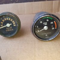 Оборотомер , термометър , манометър за стар автомобил, снимка 3 - Антикварни и старинни предмети - 45131404