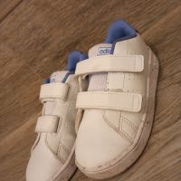 Детски спортни обувки Adidas, снимка 1 - Детски маратонки - 45154809