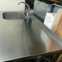 Професионална иноксова мивка с борд и десен плот, снимка 1 - Обзавеждане на кухня - 45149978